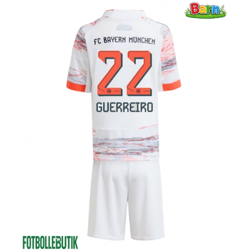 Bayern Munich Raphael Guerreiro #22 Bortaställ Barn 2025-26 Kortärmad (+ Korta byxor)